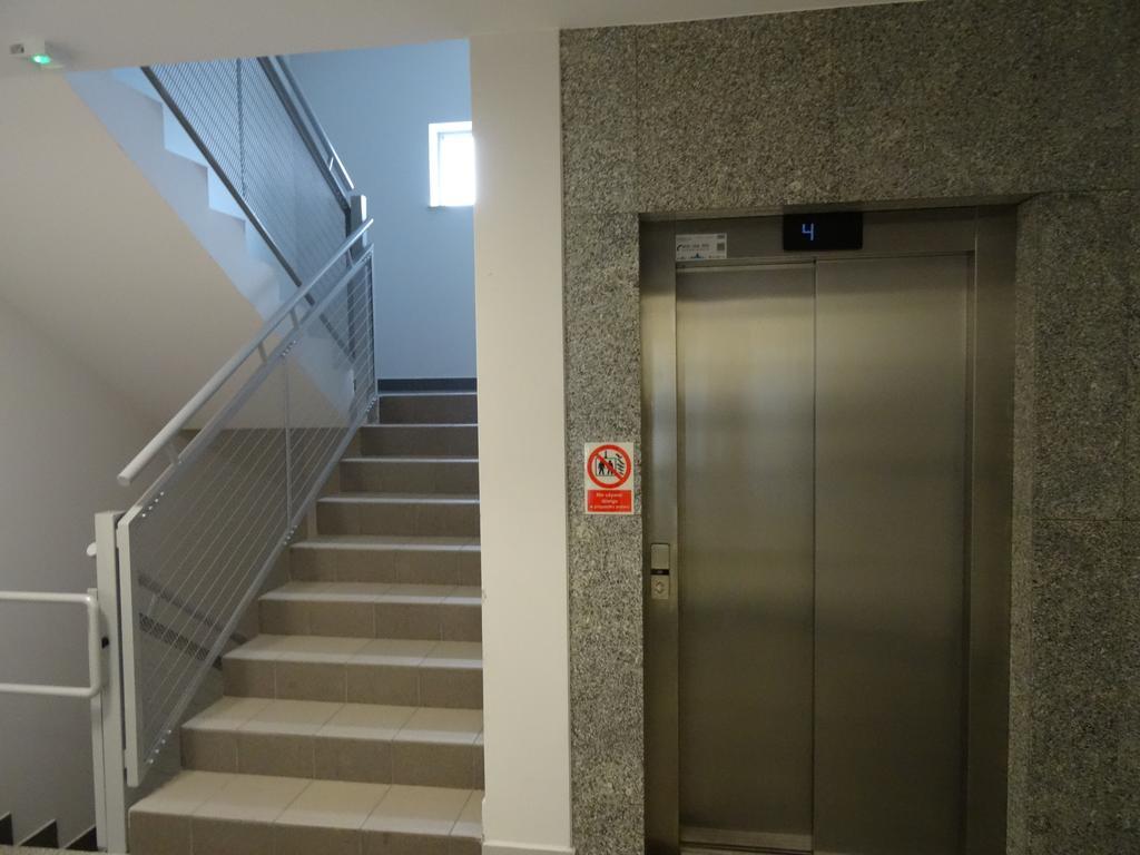 Apartamenty Metro Mlociny Warsaw Room photo