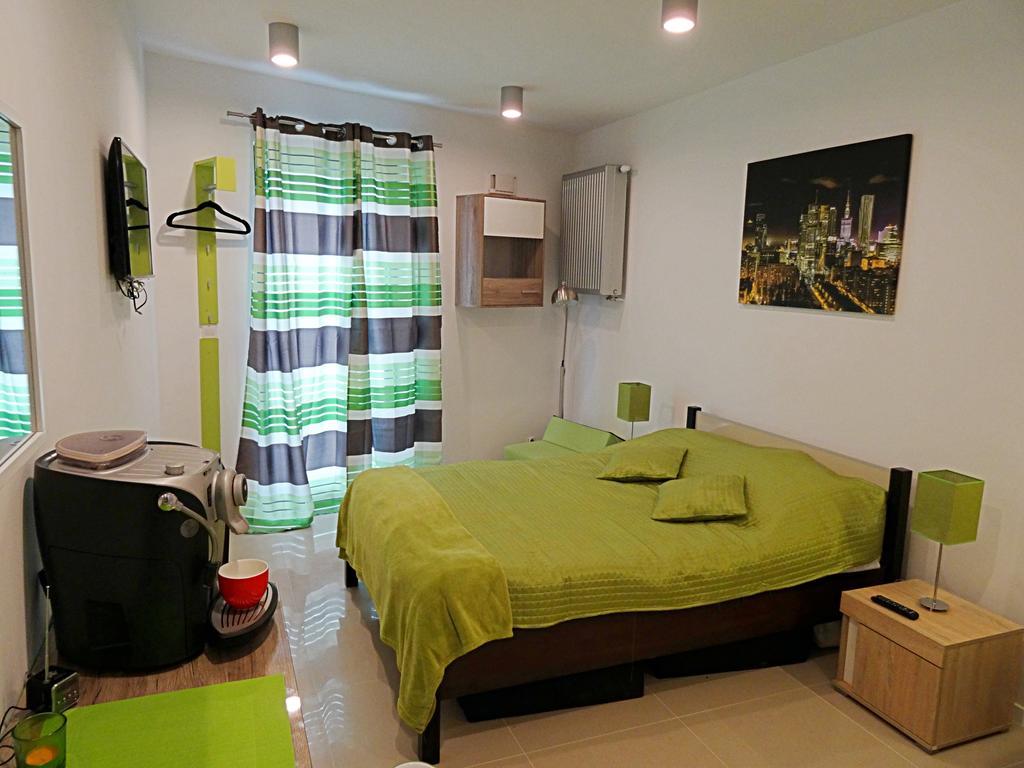 Apartamenty Metro Mlociny Warsaw Room photo