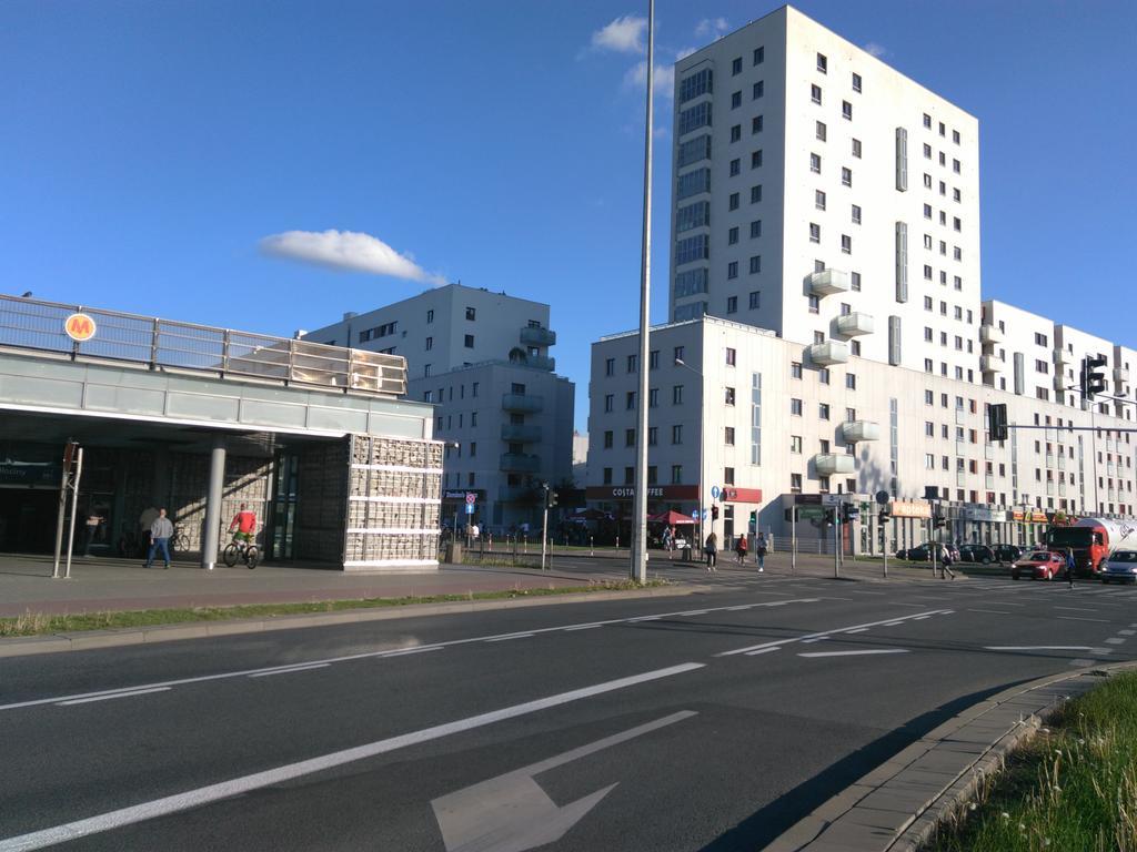 Apartamenty Metro Mlociny Warsaw Exterior photo